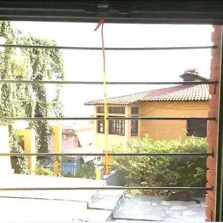 Ano Poli Apartman *